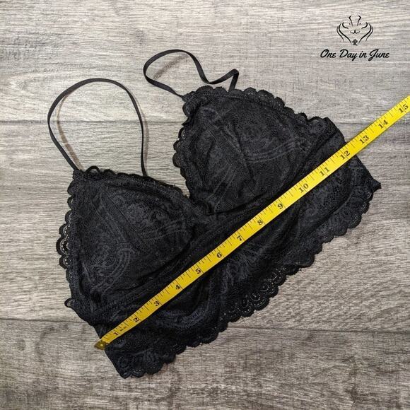 Amzbrly Padded Lace Bra Size M - Picture 3 of 4